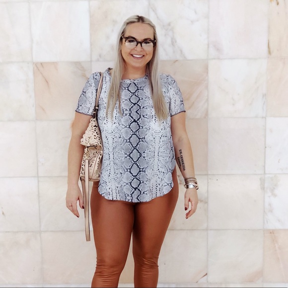 Hey! I’m Abi Ruth... - Picture 4 of 8